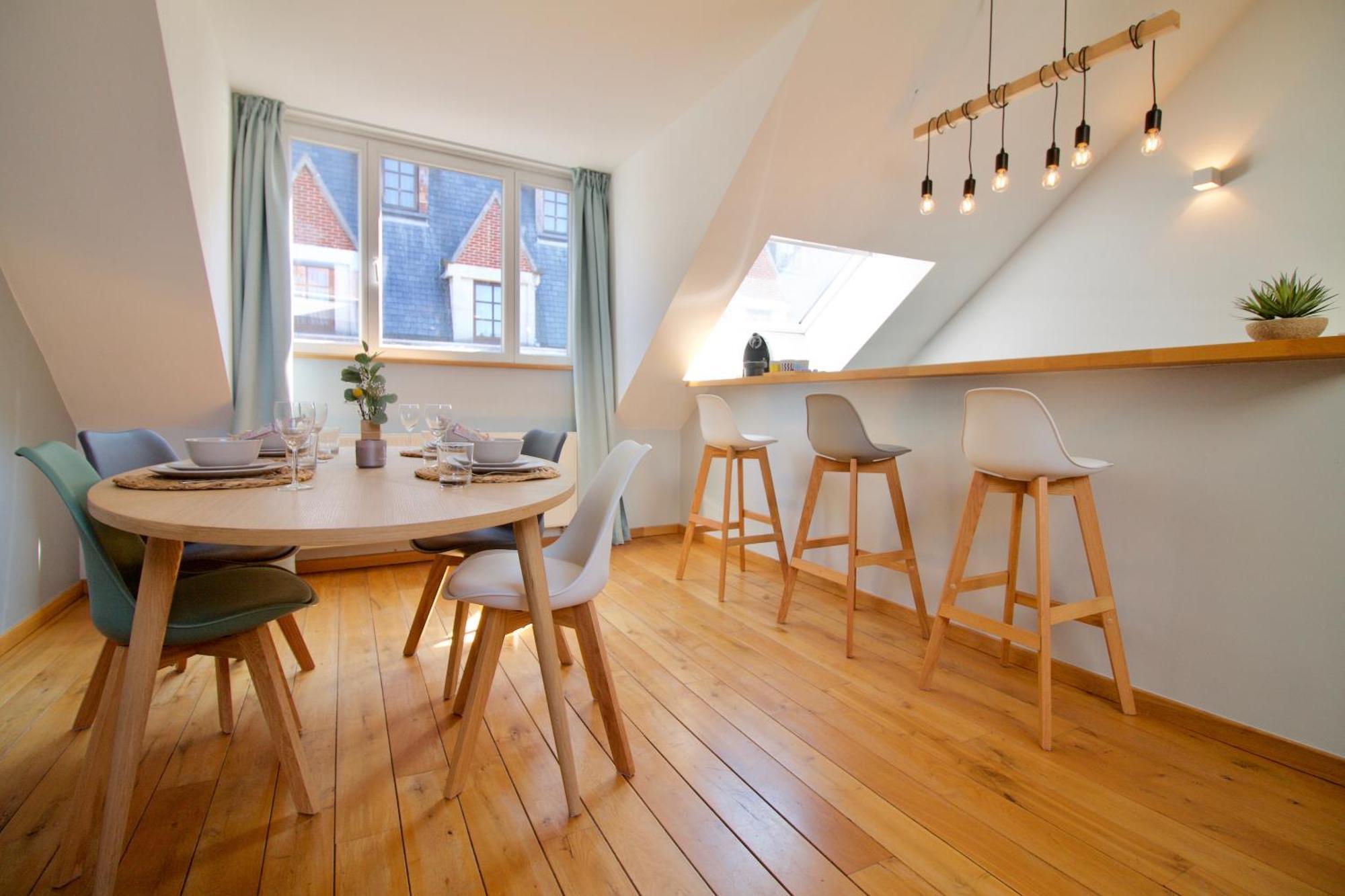 Heart Of Grand Place - Stunning 2Br Duplex Брюксел Екстериор снимка